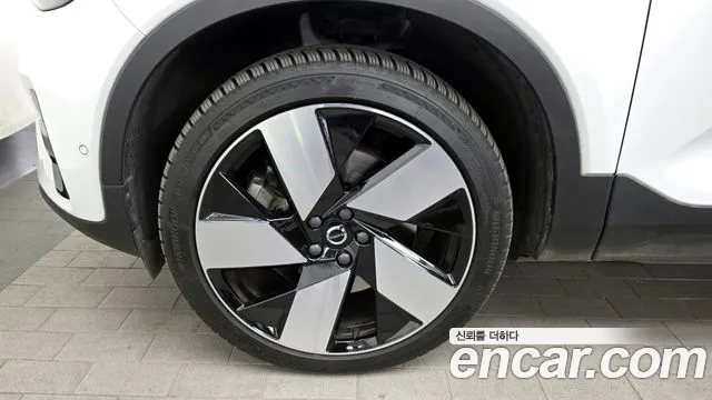 2023 Volvo C40 Recharge Twin Ultimate Sold VIN YV1XKEDA6P2034641 – photo 14