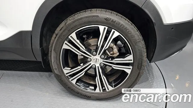 2019 Volvo XC40 T4 Inscription Sold VIN YV1XZACACK2127082 – photo 15 2019 Volvo XC40 T4 Inscription Sold VIN YV1XZACACK2127082 – photo 15