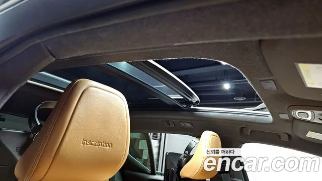2020 Volvo XC40 T4 Inscription VIN YV1XZACACL2231191