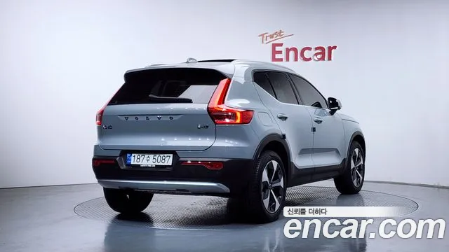 2024 Volvo XC40 B4 Ultimate Bright Sold VIN YV1XZK923R2265396 – photo 27