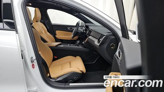 2020 Volvo V60 Cross Country 2nd Gen T5 Pro AWD Sold VIN YV1ZZ102CL1039877 – photo 18