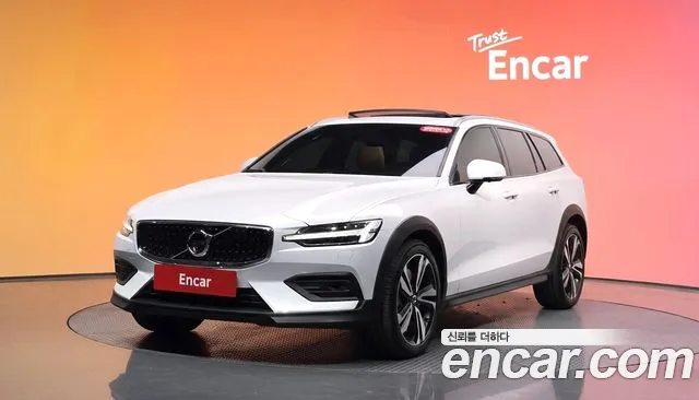 2021 Volvo V60 Cross Country 2nd Gen B5 Pro AWD Sold VIN YV1ZZL12CM1069666 – photo 18