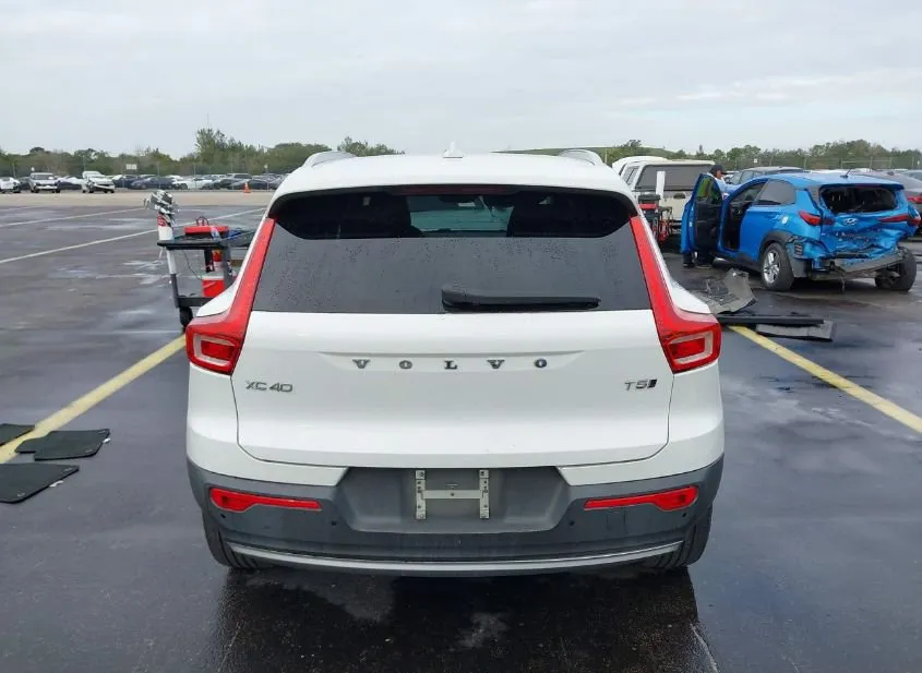 2019 VOLVO XC40 Used VIN YV4162UK9K2059076 – dashboard