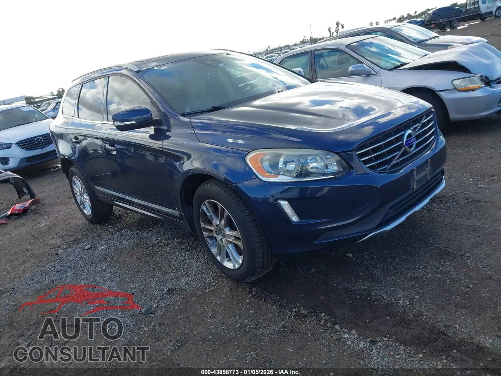 2015 VOLVO XC60 VIN YV440MDK0F2714418