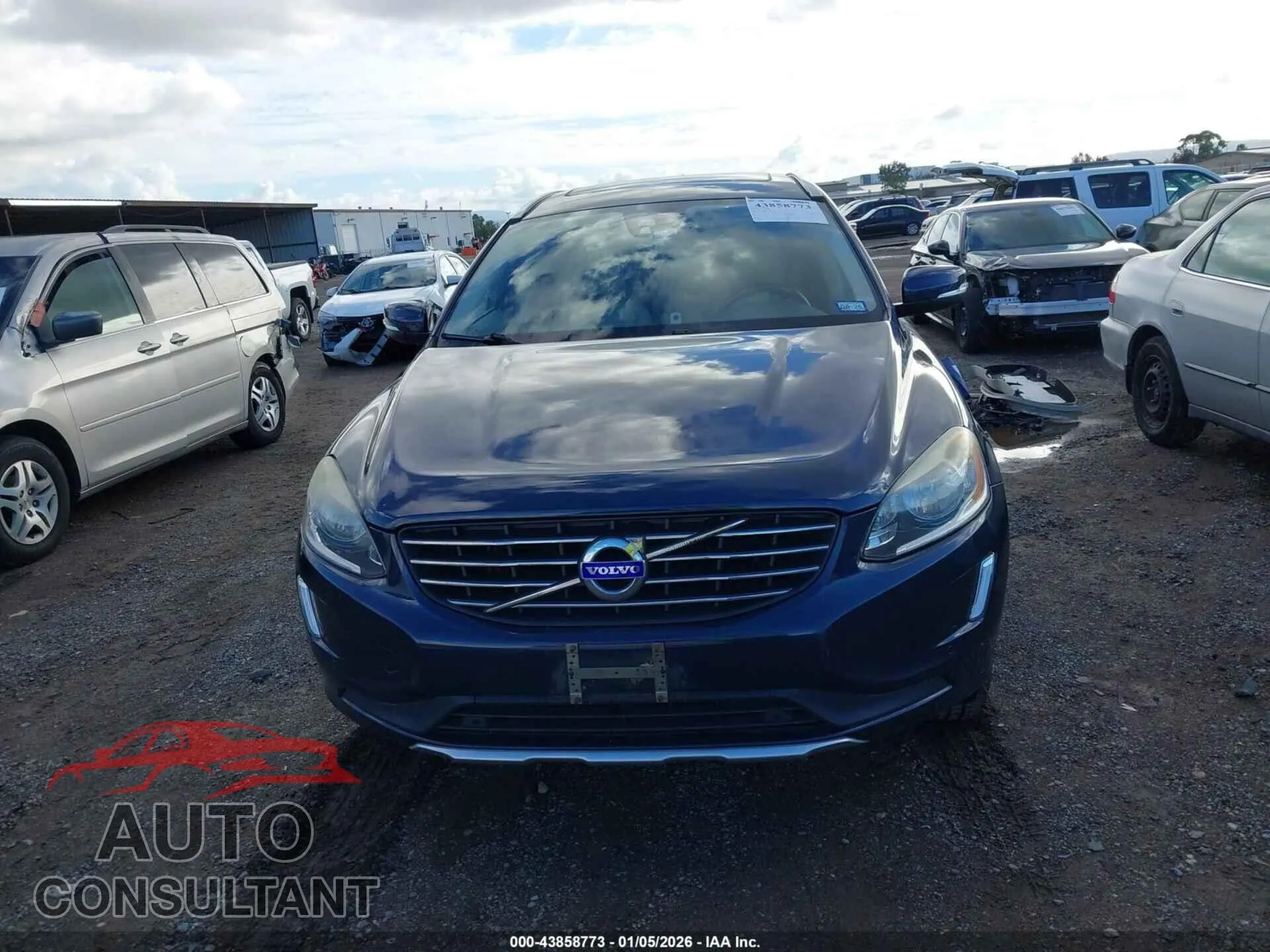 2015 VOLVO XC60 Damaged VIN YV440MDK0F2714418 – photo 13