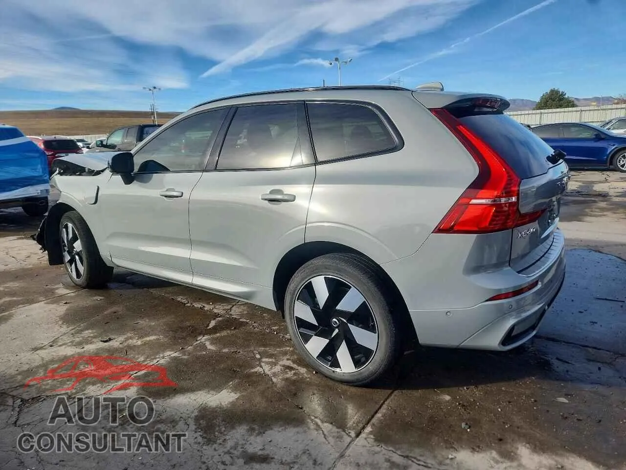 2024 VOLVO XC60 PLUS Damaged VIN YV4H60DL1R1792752 – rear exterior