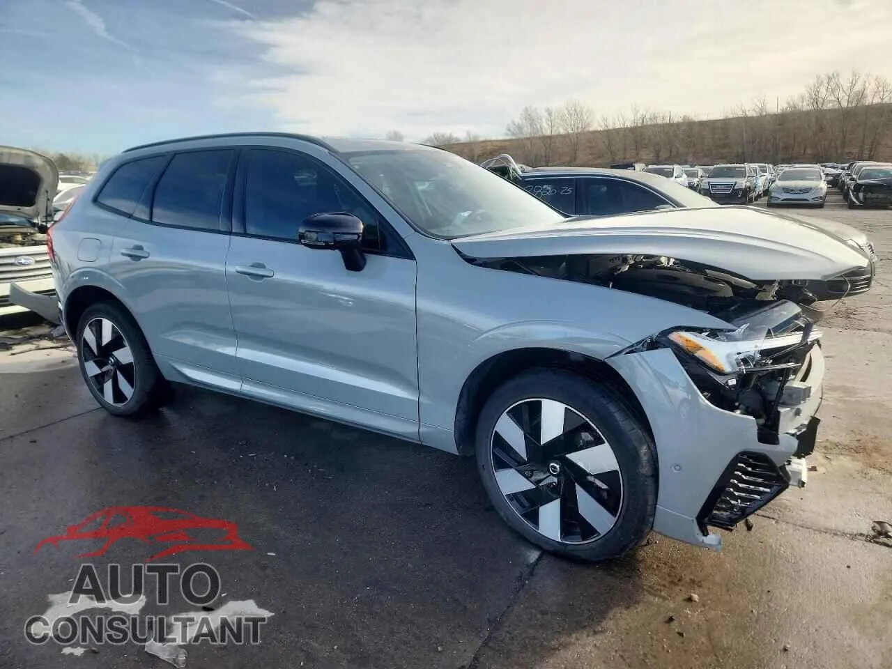 2024 VOLVO XC60 PLUS Damaged VIN YV4H60DL1R1792752 – dashboard