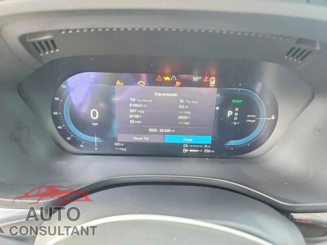 2024 VOLVO XC60 PLUS Damaged VIN YV4H60DL1R1792752 – trunk area