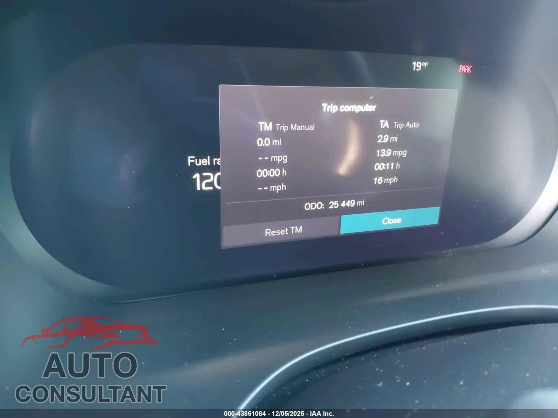 2023 VOLVO XC60 Damaged VIN YV4L12RV5P1322980 – exterior detail