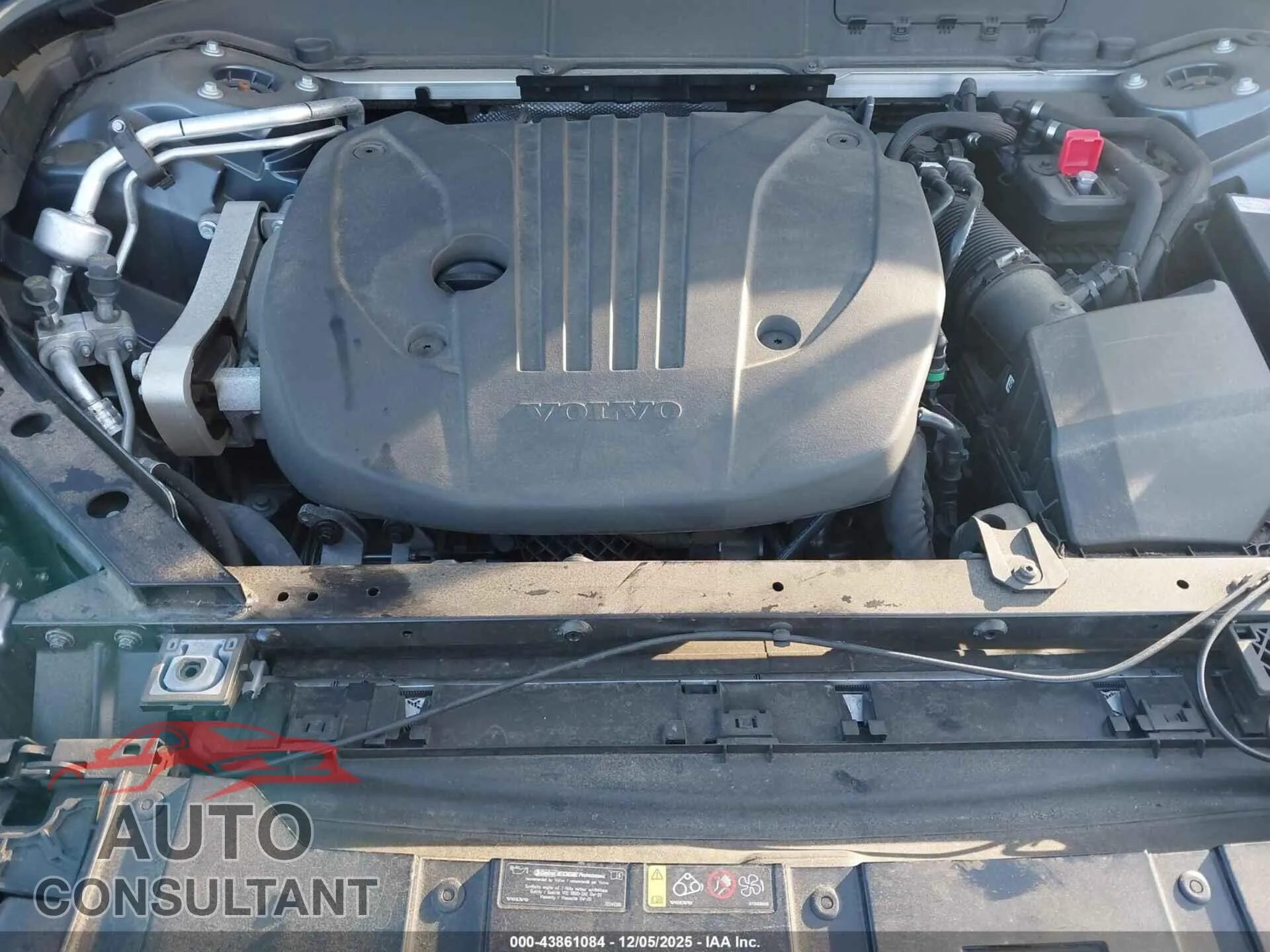 2023 VOLVO XC60 Damaged VIN YV4L12RV5P1322980 – odometer reading