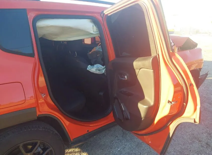 2019 JEEP Renegade Used VIN ZACNJABB7KPK12377 – engine bay 2019 JEEP Renegade Used VIN ZACNJABB7KPK12377 – engine bay