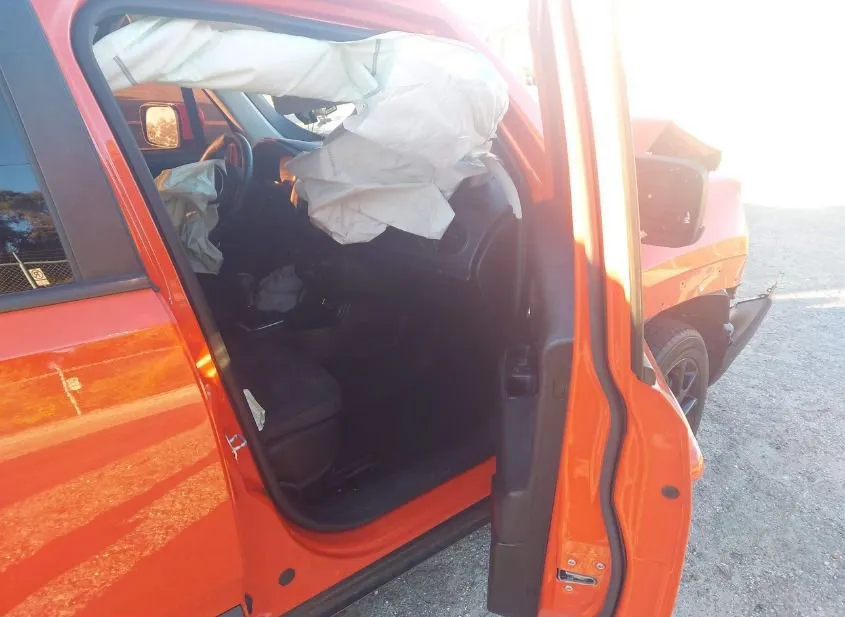 2019 JEEP Renegade Used VIN ZACNJABB7KPK12377 – photo 18 2019 JEEP Renegade Used VIN ZACNJABB7KPK12377 – photo 18