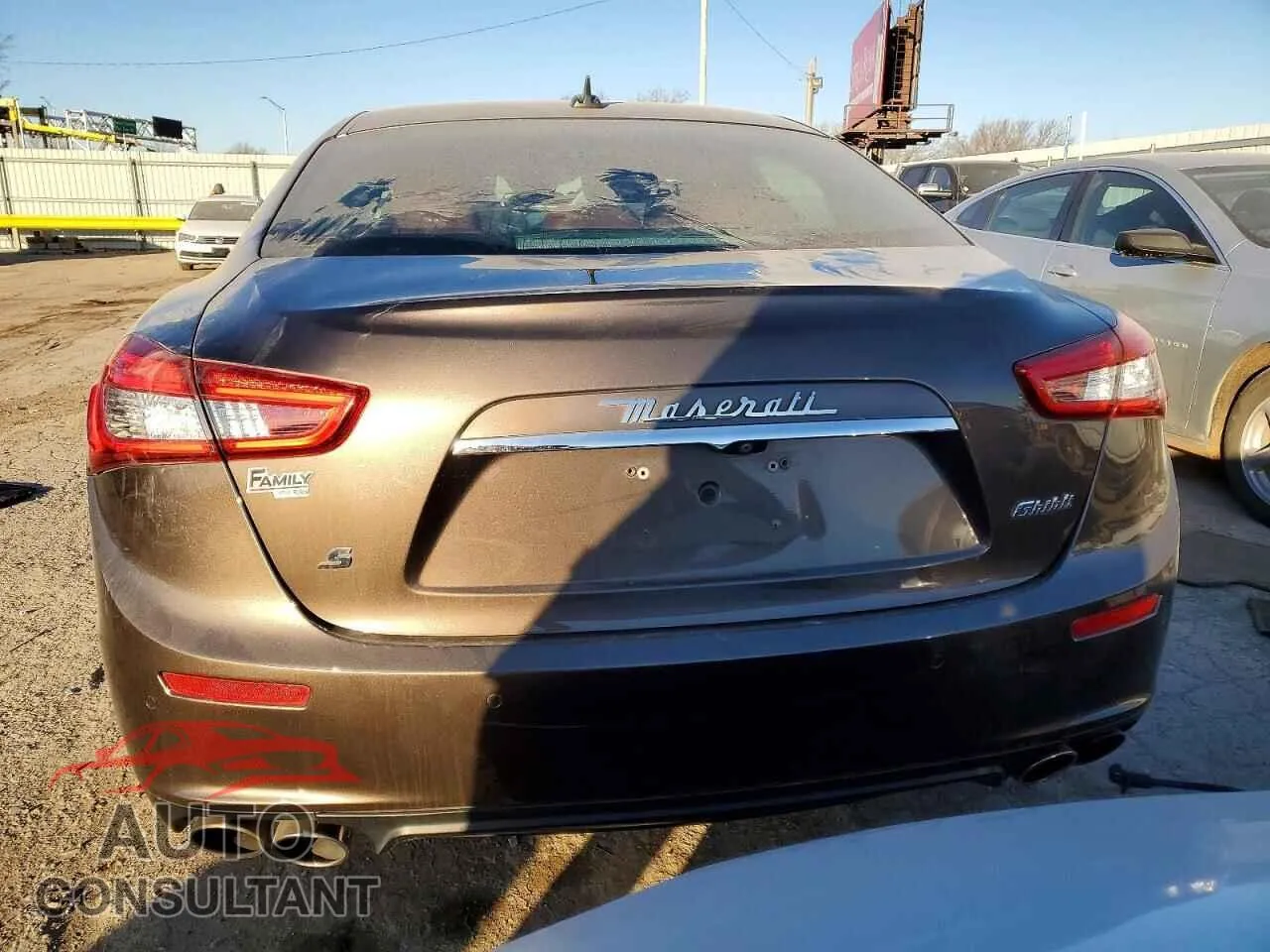 2017 MASERATI ALL MODELS Damaged VIN ZAM57RSA4H1213580 – engine bay