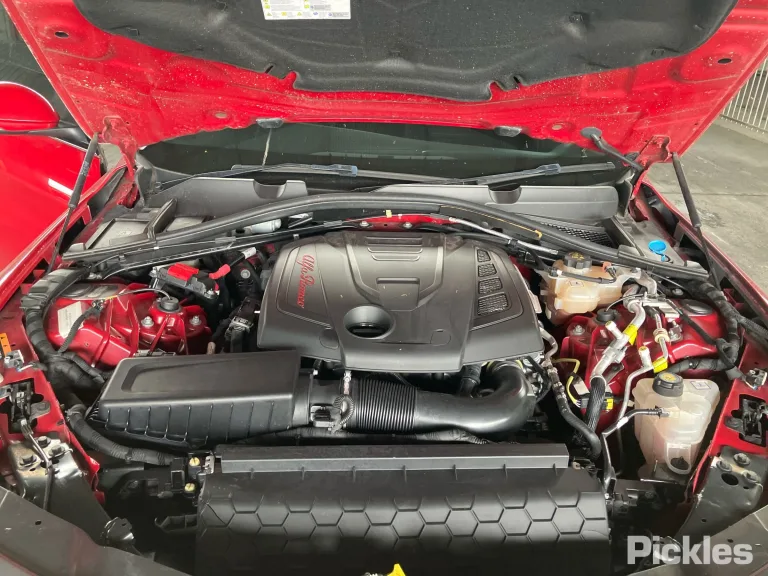 2019 Alfa Romeo Giulia Damaged VIN ZAREAELN4K7607042 – photo 21