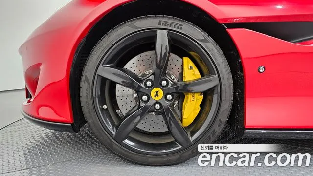 2020 Ferrari Portofino 3.9 V8 Sold VIN ZFF89FPL3L0252617 – exterior detail