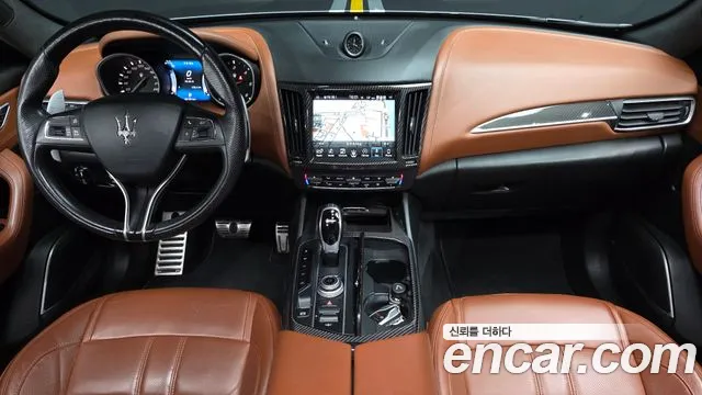 2017 Maserati Levante 3.0 Diesel AWD Sport Sold VIN ZN661TUGXHX231604 – trunk area 2017 Maserati Levante 3.0 Diesel AWD Sport Sold VIN ZN661TUGXHX231604 – trunk area