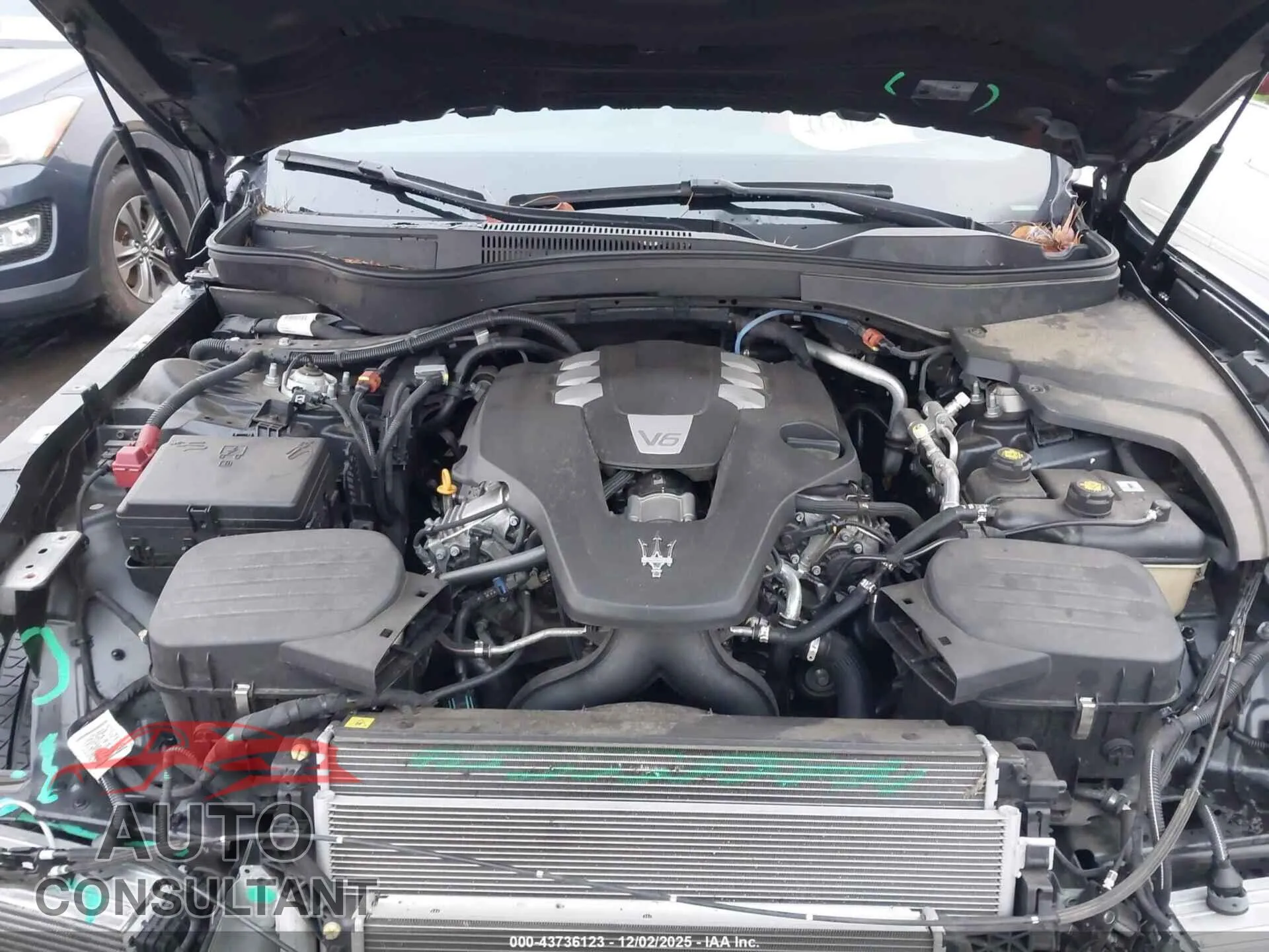 2022 MASERATI LEVANTE Damaged VIN ZN661XUA8NX388322 – odometer reading