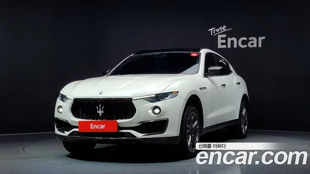 2017 Maserati Levante 3.0 AWD Sport Sold VIN ZN661XUG0HX246698 – photo 17