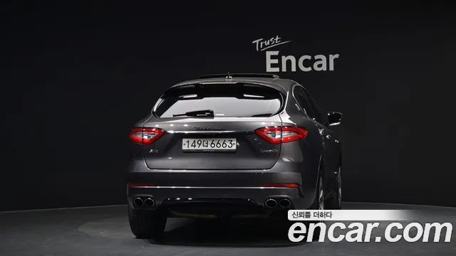 2017 Maserati Levante 3.0 AWD Sport Sold VIN ZN661XUG1HX239324 – photo 11