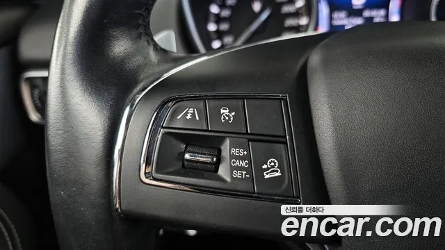 2020 Maserati Levante 3.0 AWD GranLusso Sold VIN ZN661XUG8LX352325 – interior seats