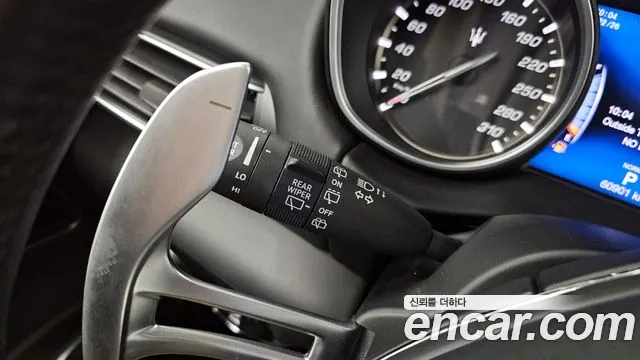 2020 Maserati Levante 3.0 AWD GranLusso Sold VIN ZN661XUG8LX352325 – engine bay
