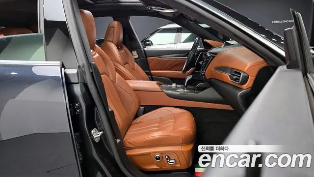 2021 Maserati Levante 3.0 AWD Modena Sold VIN ZN661XUG8MX377050 – rear exterior