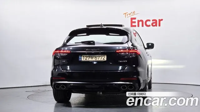 2021 Maserati Levante 3.0 AWD Modena Sold VIN ZN661XUG8MX377050 – photo 12