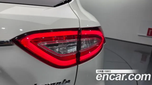 2019 Maserati Levante 3.0 S AWD GranSport Sold VIN ZN661YUG8KX321676 – photo 11