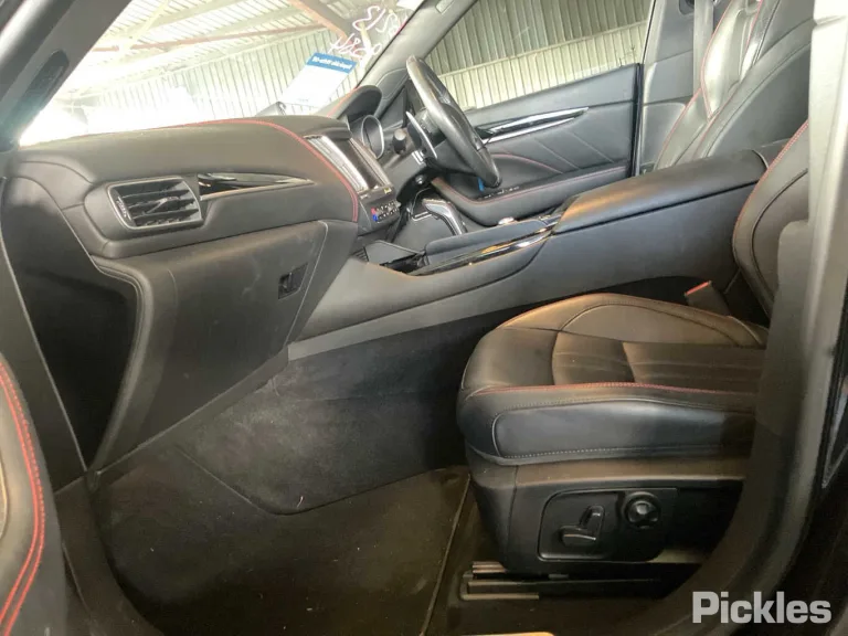 2019 Maserati Levante Damaged VIN ZN6YU61D00X336643 – photo 29