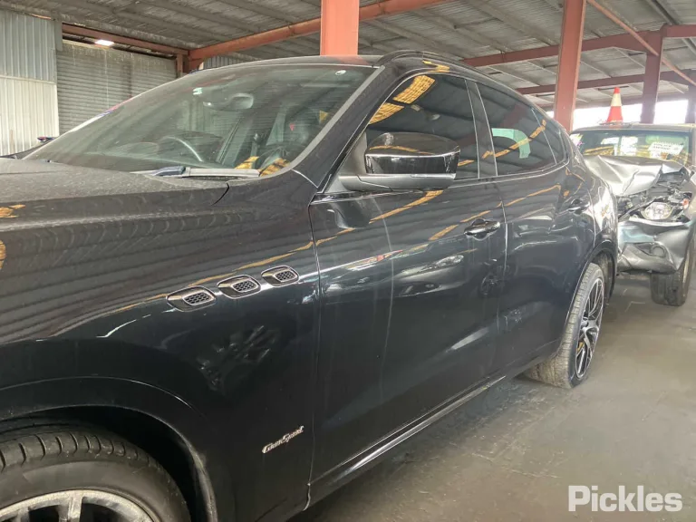2019 Maserati Levante Damaged VIN ZN6YU61D00X336643 – photo 30